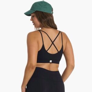 Black Vuori Mindset Sports Bra
